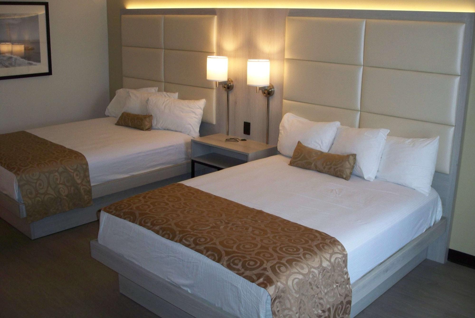 รามาดา บาย วินด์แฮม เบอร์แบงก์ แอร์พอร์ต Hotel ภายนอก รูปภาพ