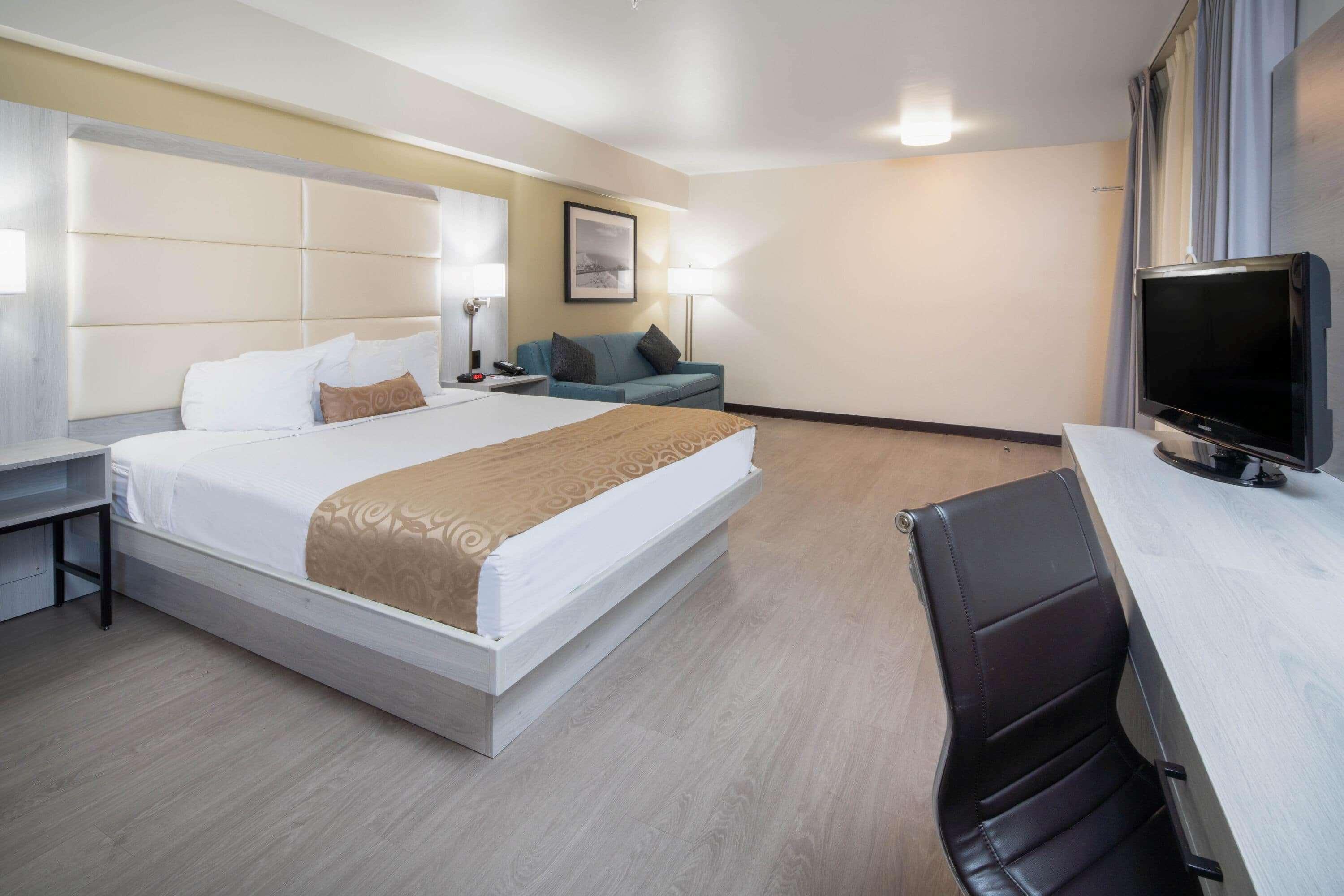 รามาดา บาย วินด์แฮม เบอร์แบงก์ แอร์พอร์ต Hotel ภายนอก รูปภาพ